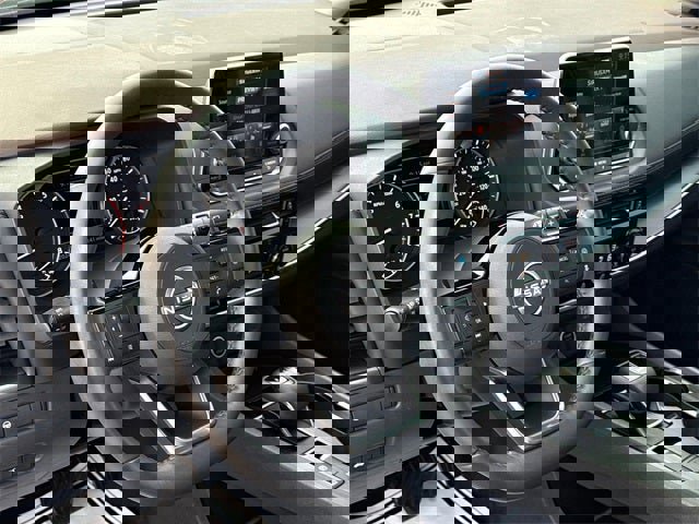 Used 2023 Nissan Rogue SV w/ SV Premium Package image 20