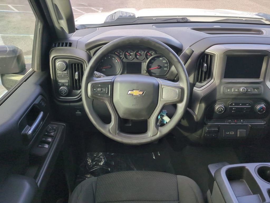 Used 2021 Chevrolet Silverado 2500 Custom w/ Custom Value Package image 17