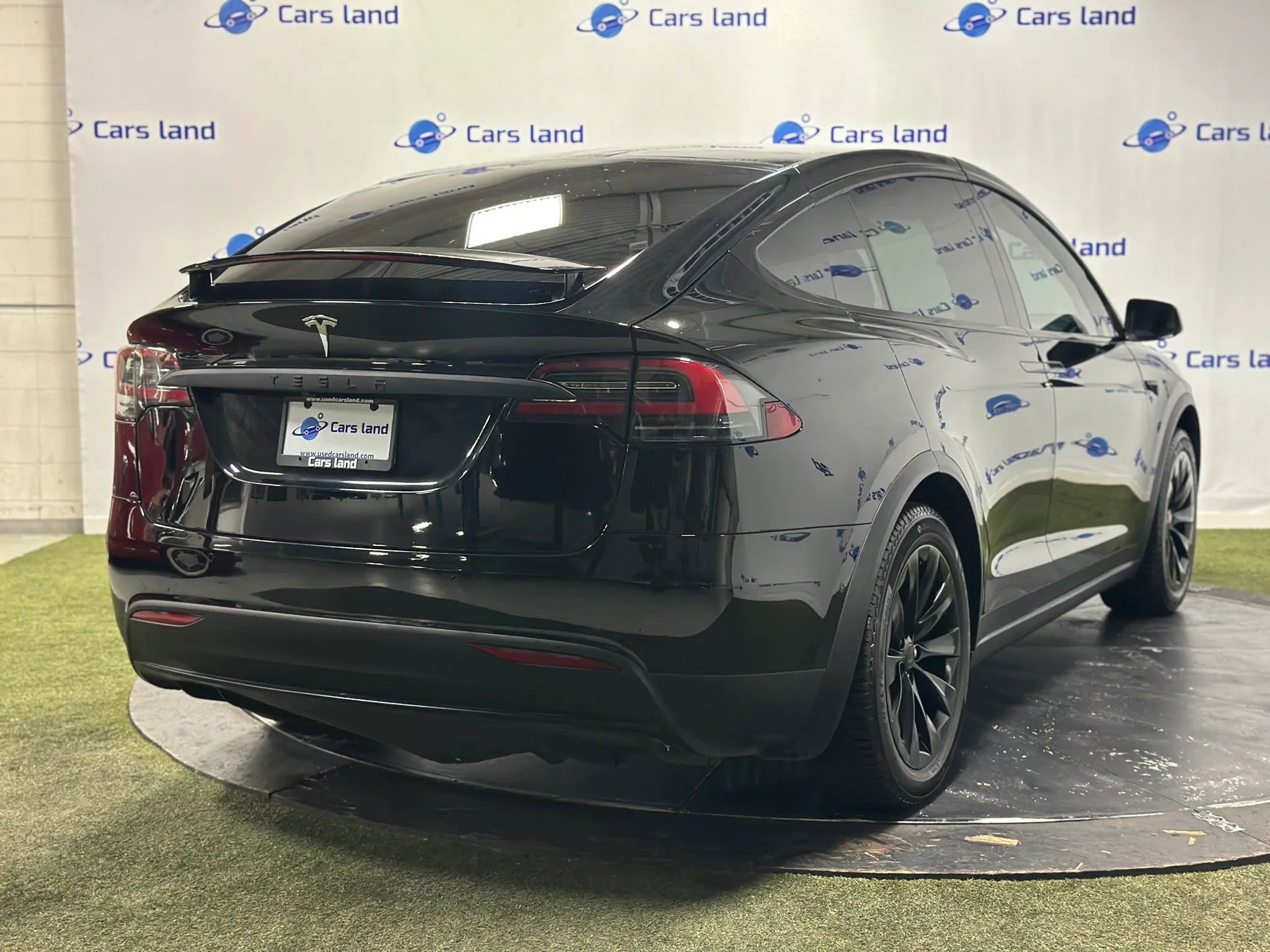 Used 2017 Tesla Model X 75D image 3