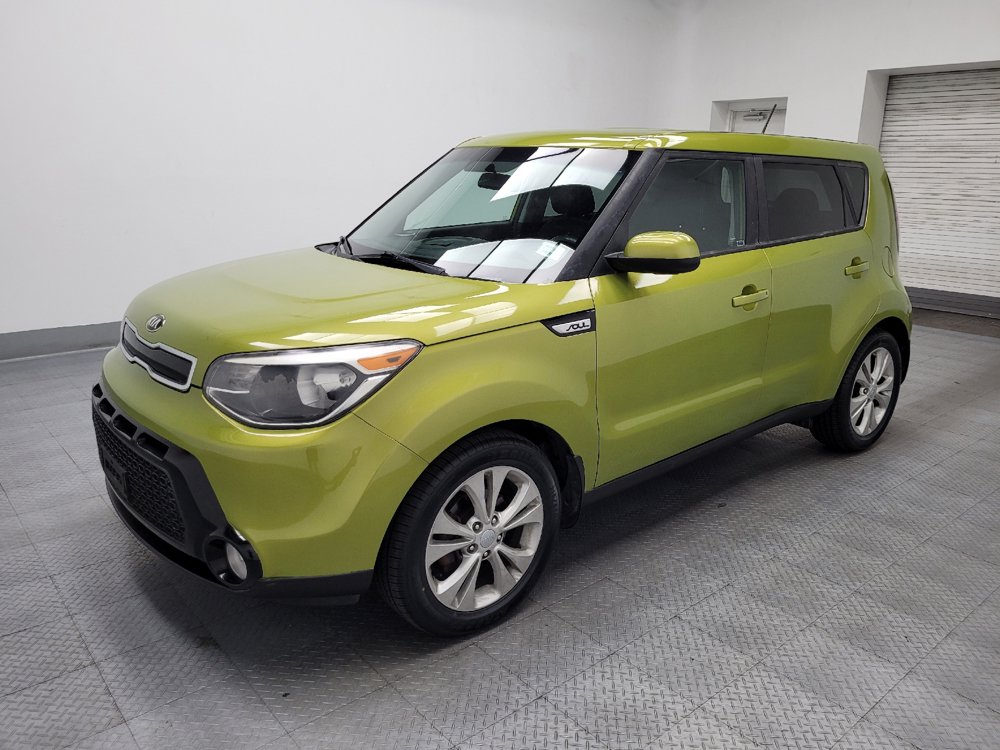 Used 2016 Kia Soul + FWD image 2