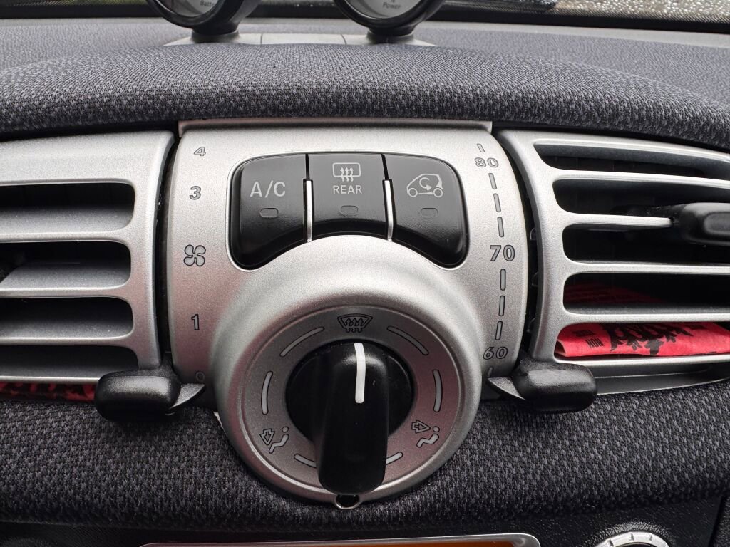 Used 2016 smart fortwo electric drive RWD image 27