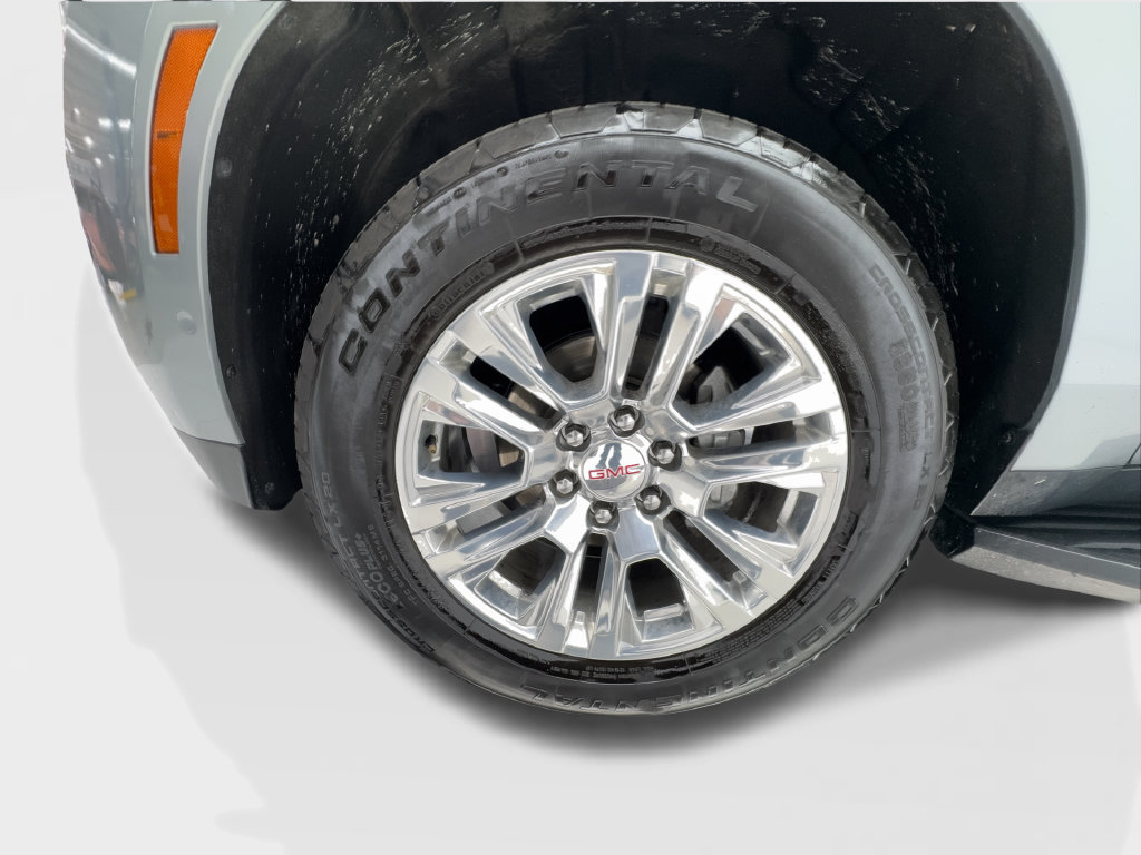 Used 2025 GMC Yukon Denali AWD/4WD image 15