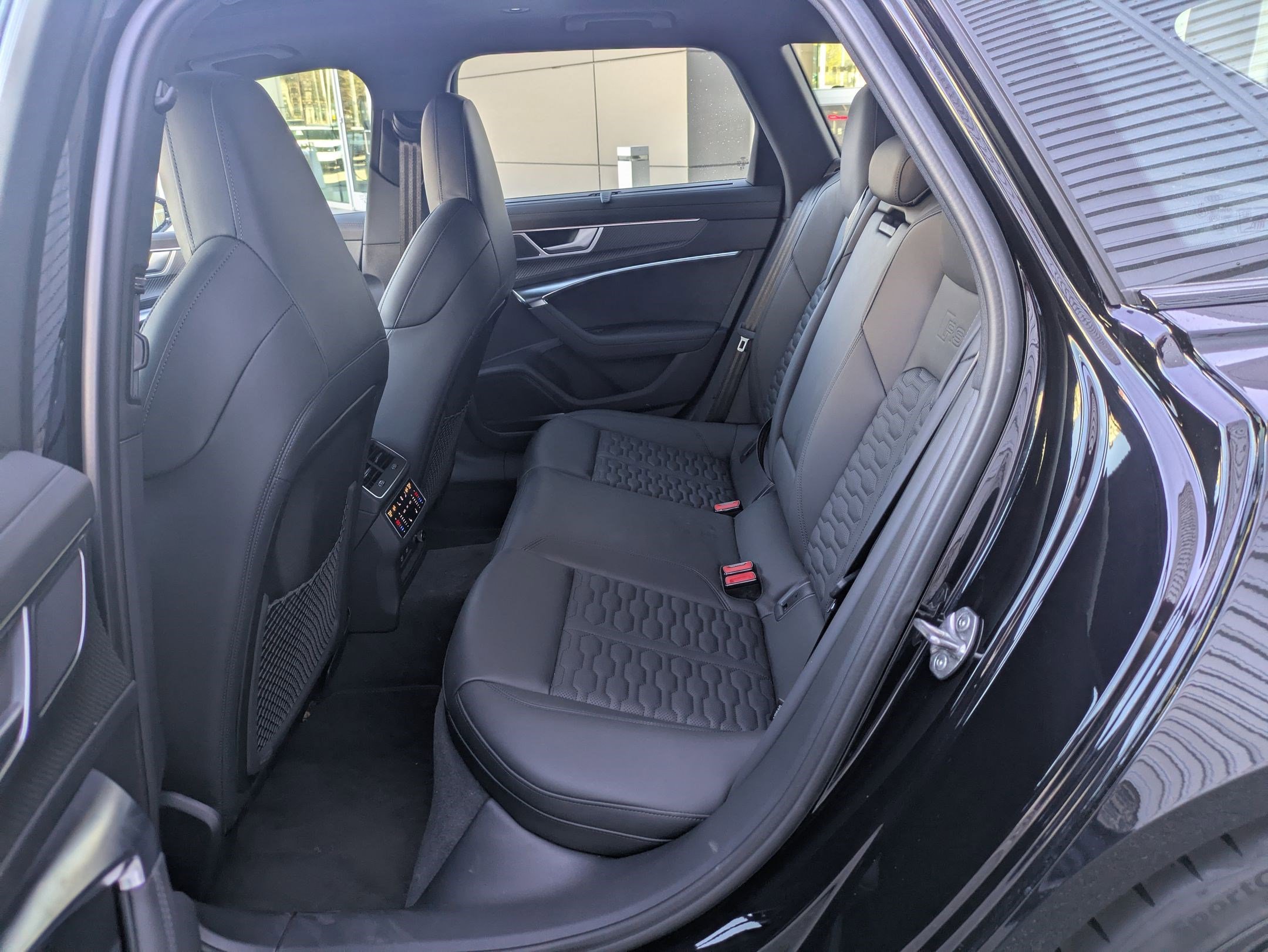 Used 2026 Audi RS 6 performance image 29