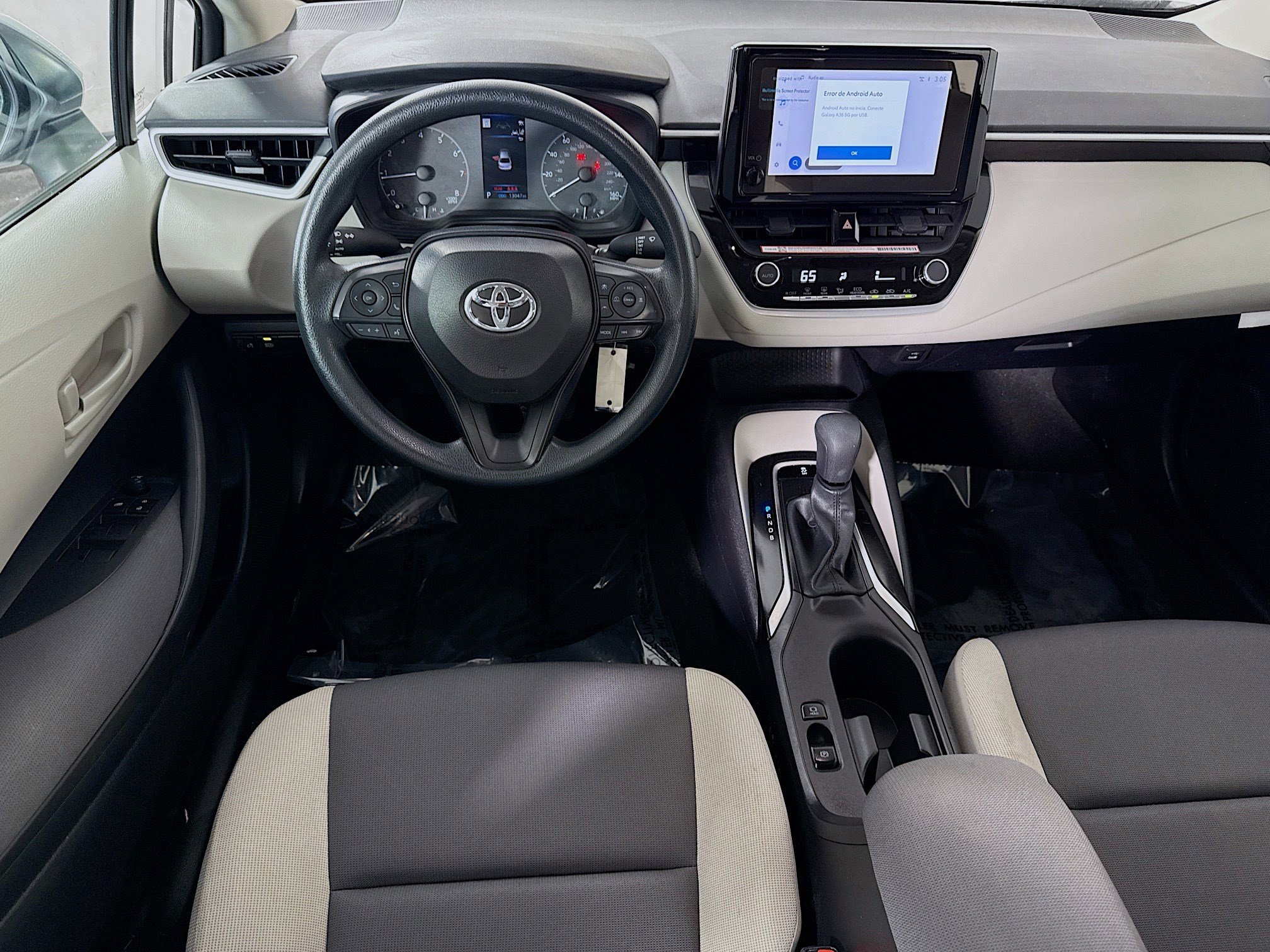 Used 2025 Toyota Corolla LE image 17