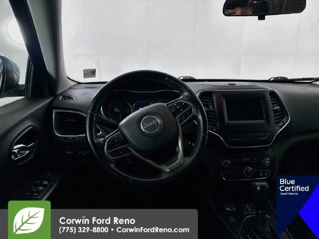 Used 2019 Jeep Cherokee Latitude Plus AWD/4WD image 24