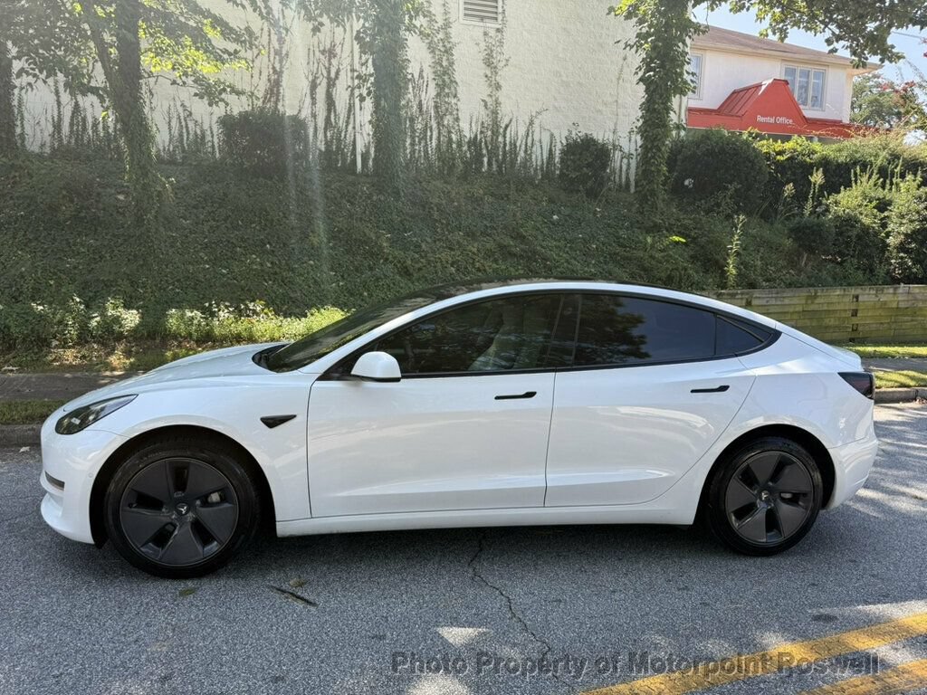 Used 2022 Tesla Model 3 Long Range AWD/4WD image 3