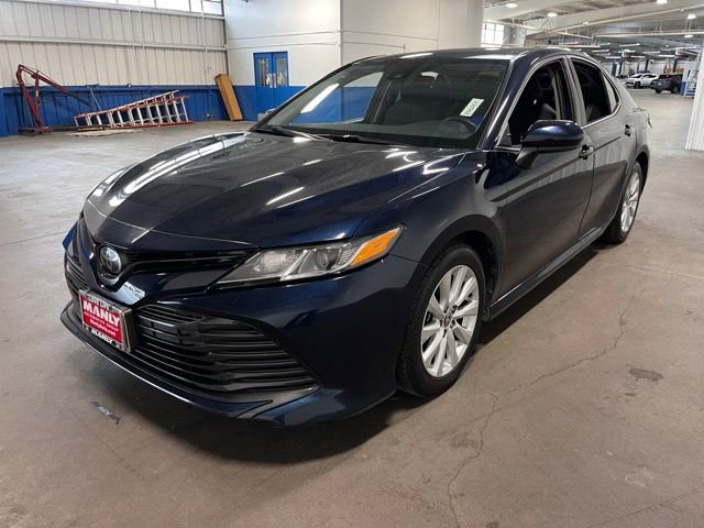 Used 2020 Toyota Camry LE FWD image 7