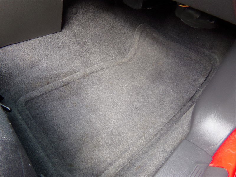 Used 2004 Ford Mustang GT image 31