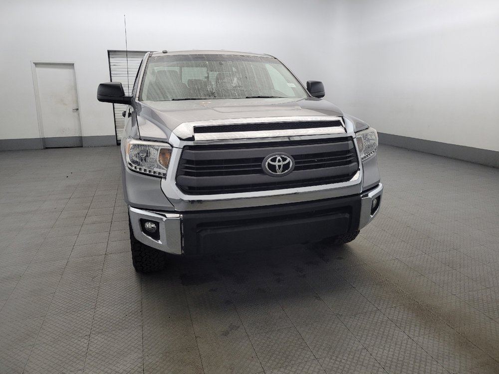 Used 2015 Toyota Tundra SR5 AWD/4WD image 14