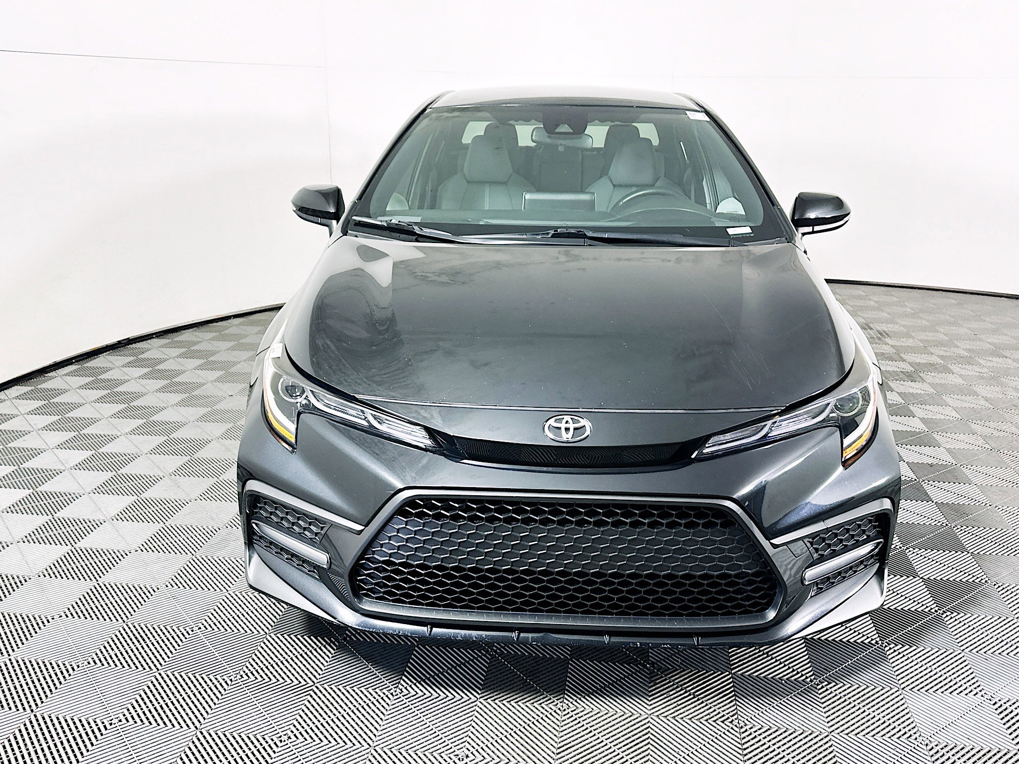 Used 2020 Toyota Corolla SE image 8