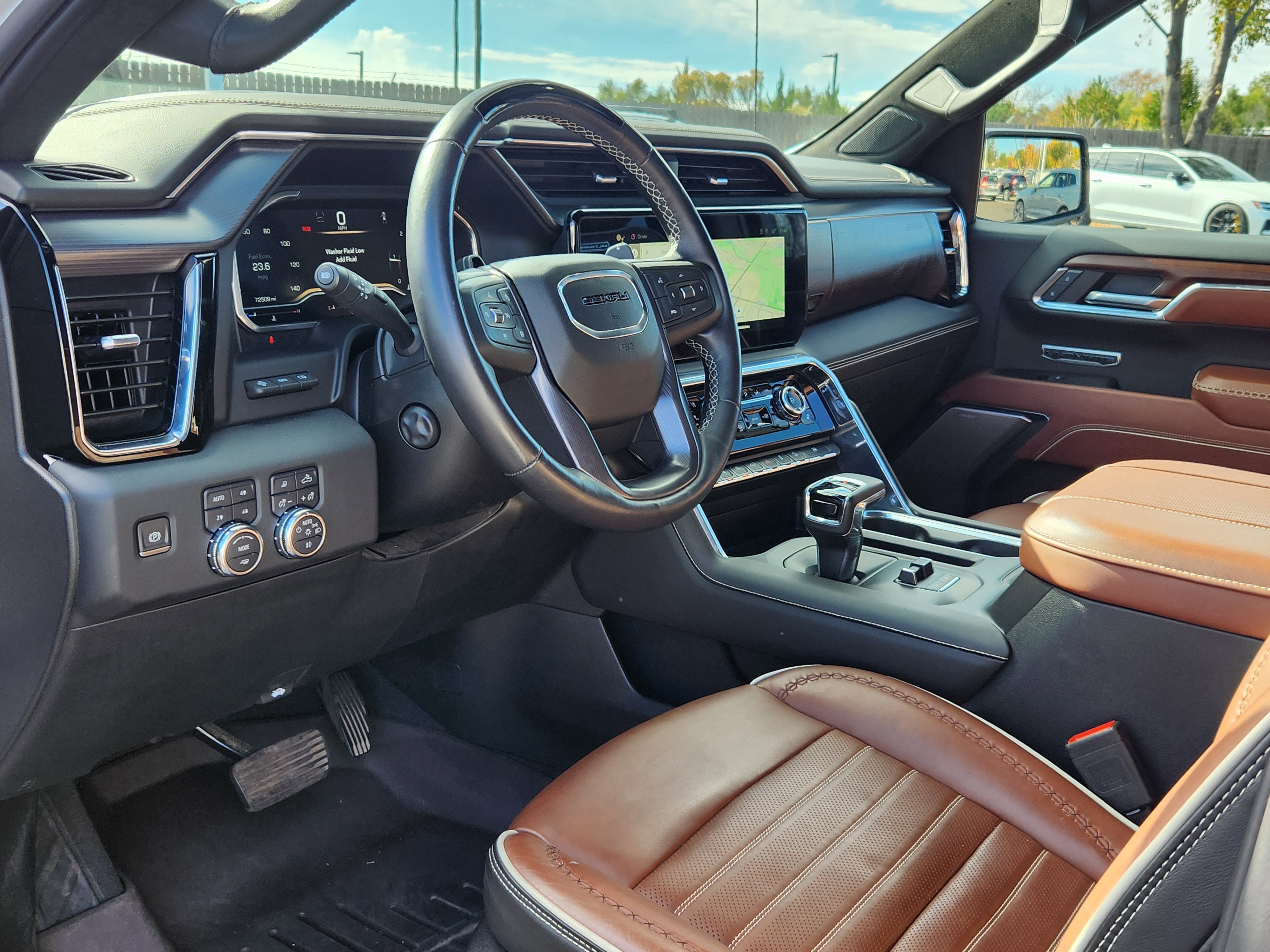 Used 2024 GMC Sierra 1500 Denali Ultimate image 8