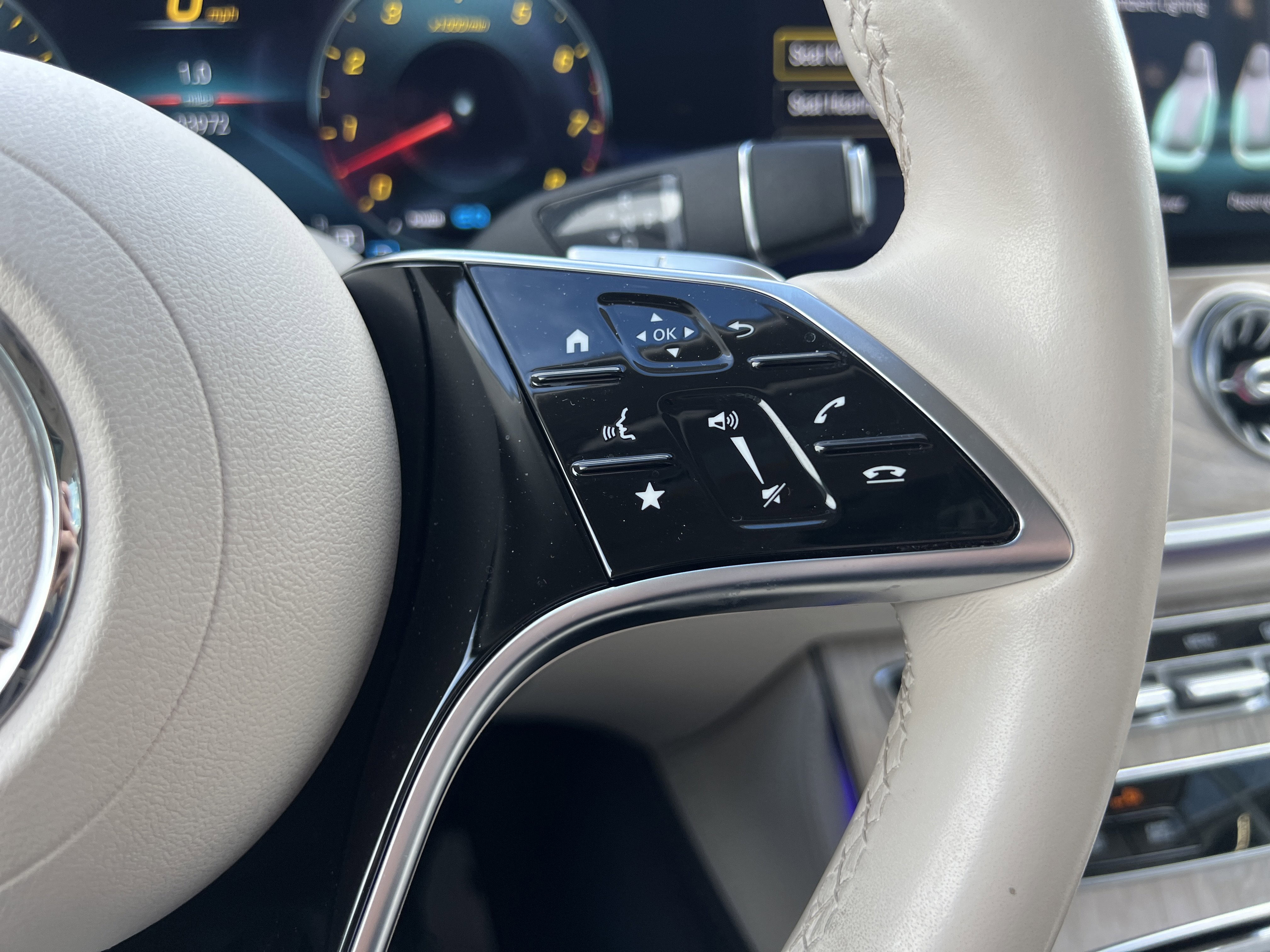 Used 2022 Mercedes-Benz E 450 4MATIC Coupe image 18