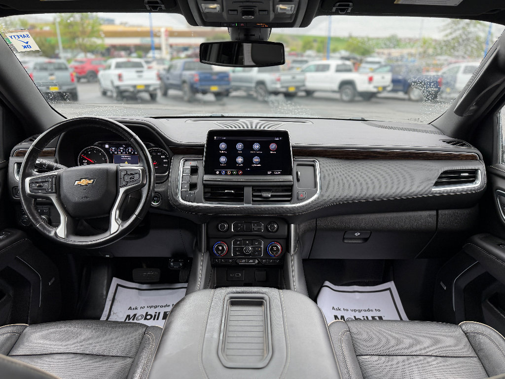 Used 2021 Chevrolet Suburban Premier AWD/4WD image 6