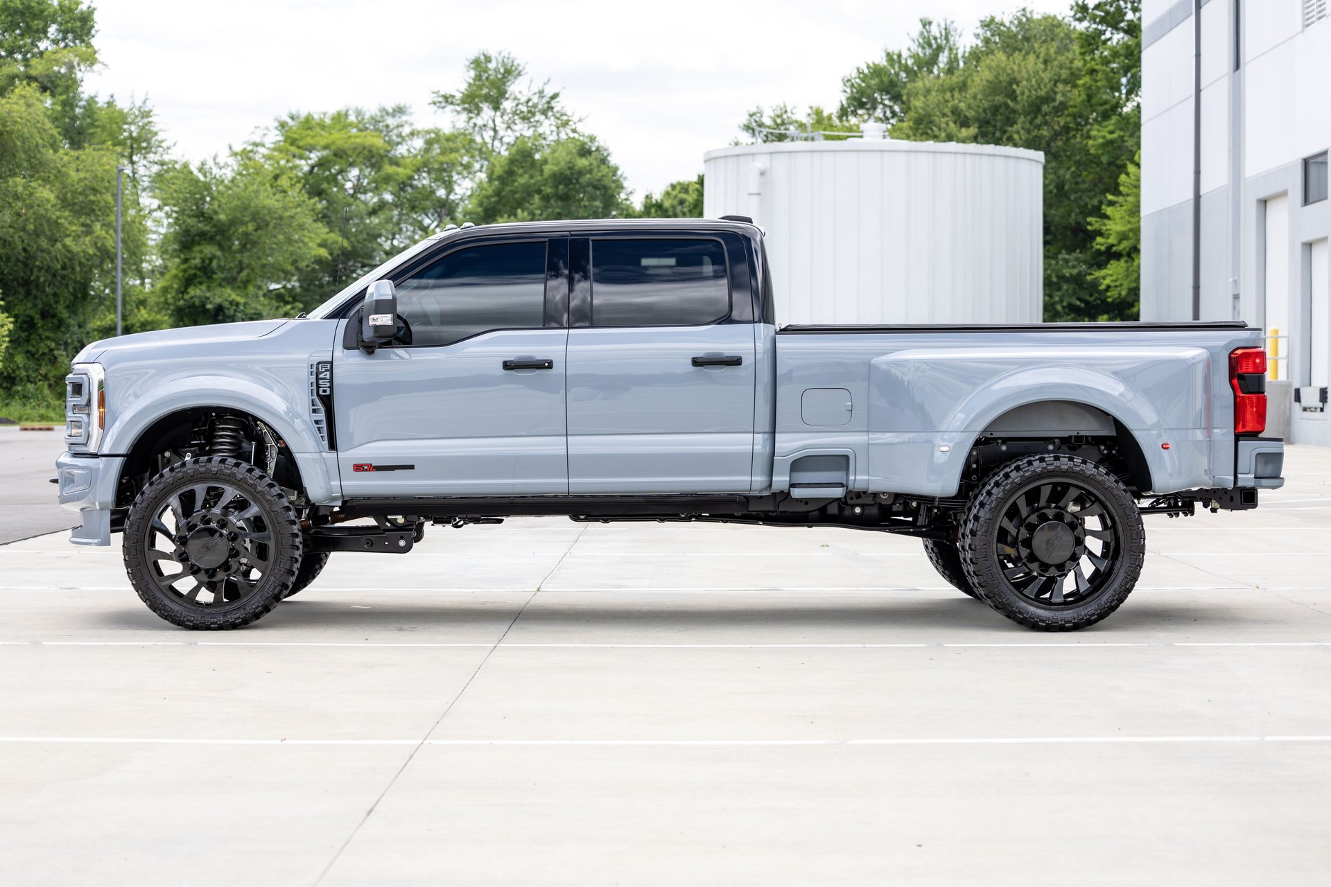 Used 2025 Ford F450 King Ranch w/ Chrome Package AWD/4WD image 11