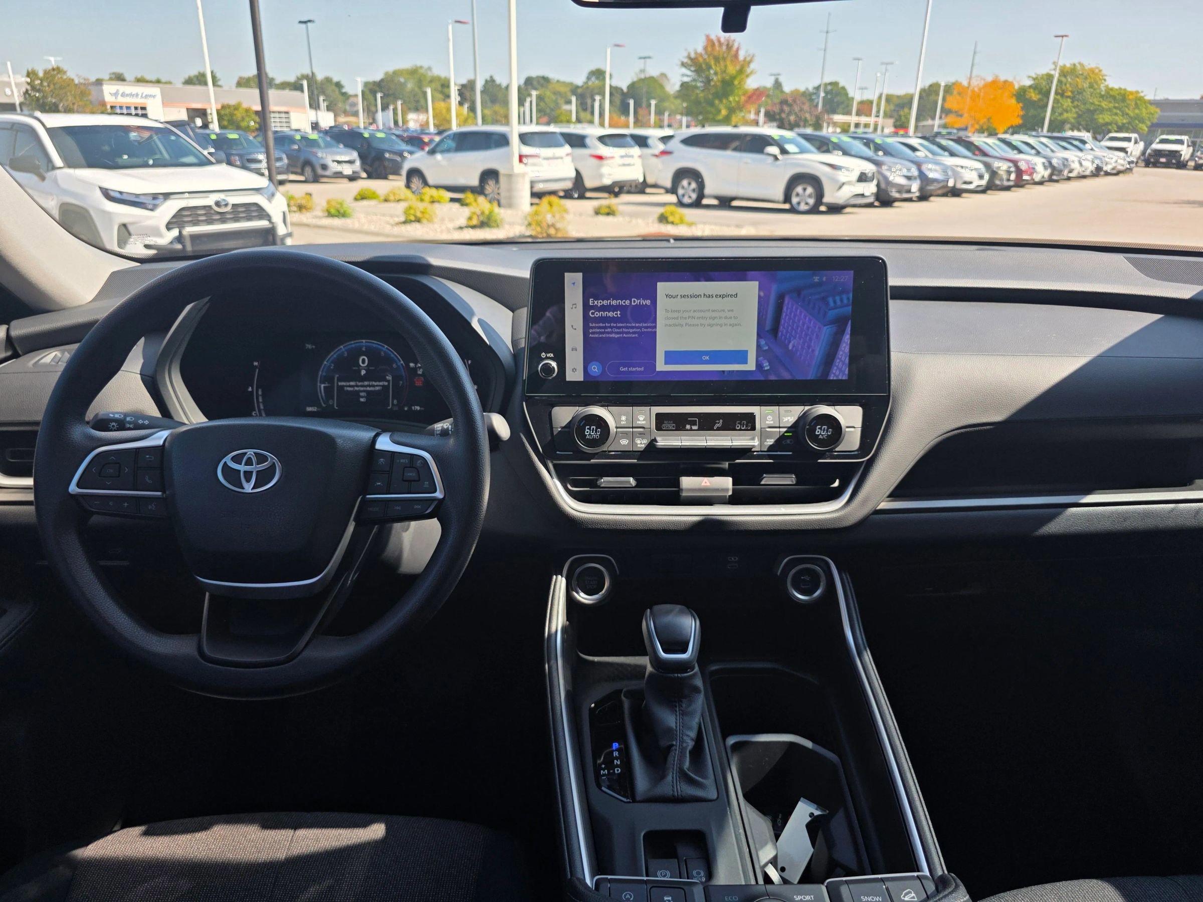 Used 2025 Toyota Grand Highlander AWD image 12