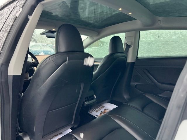 Used 2023 Tesla Model 3 Standard Range image 13