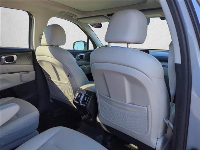 Used 2022 Kia Sorento SX image 19
