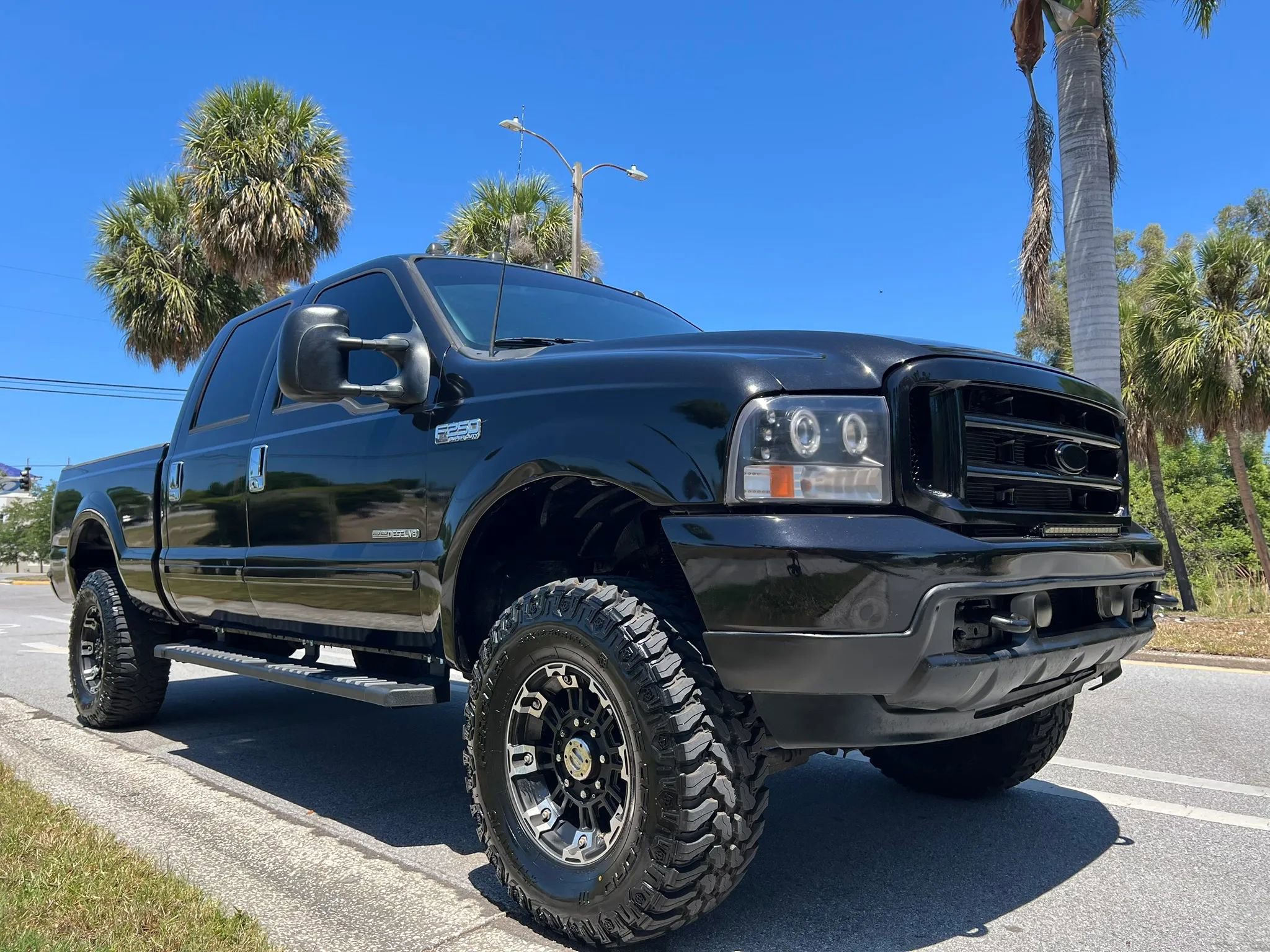Used 2002 Ford F250 4x4 Crew Cab Super Duty image 5