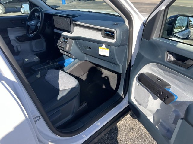 New 2025 Ford Maverick XLT w/ XLT Luxury Package image 19