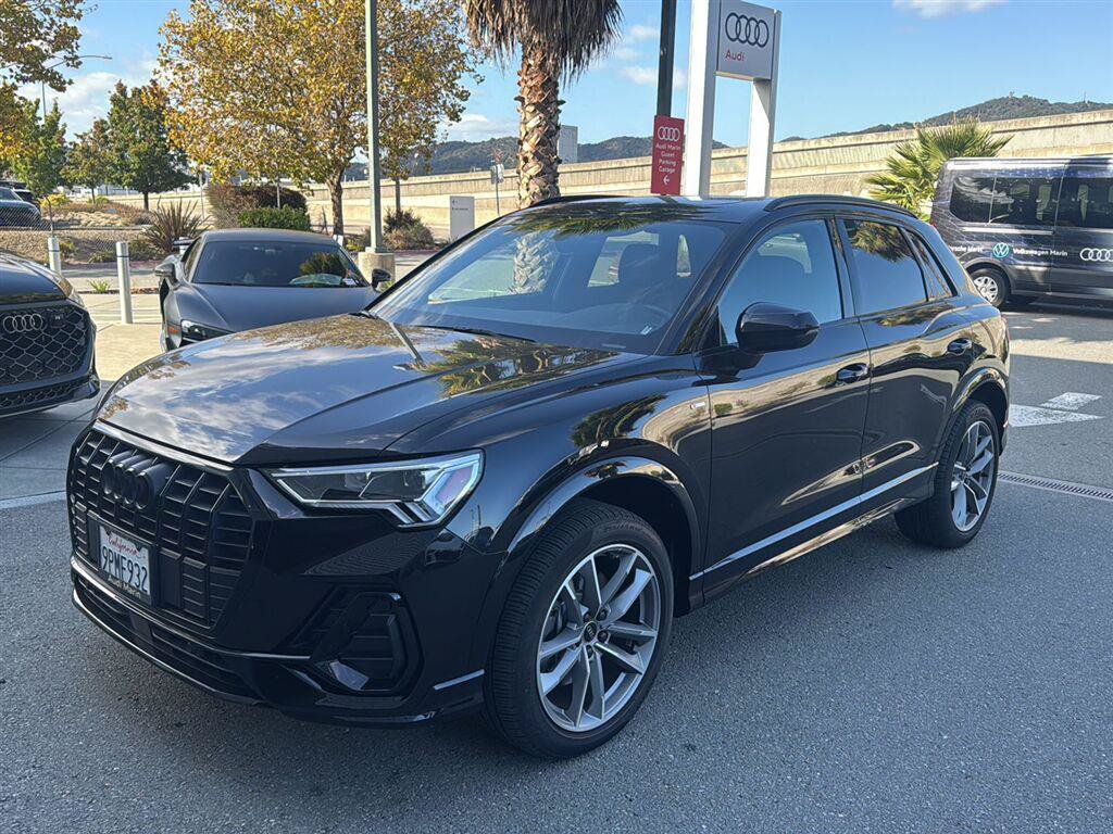 Used 2024 Audi Q3 2.0T Premium Plus w/ Premium Plus Package