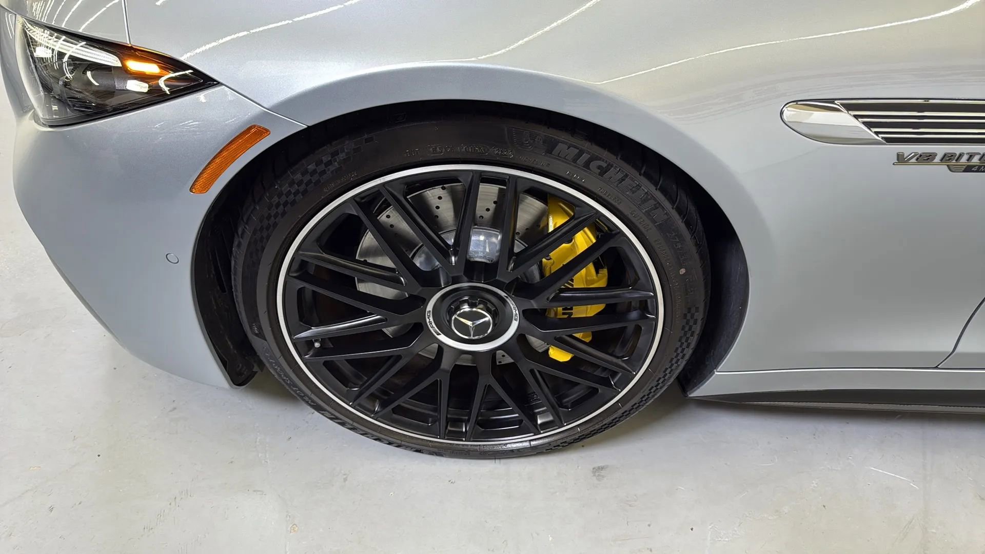 Used 2022 Mercedes-Benz SL 63 AMG 4MATIC image 35