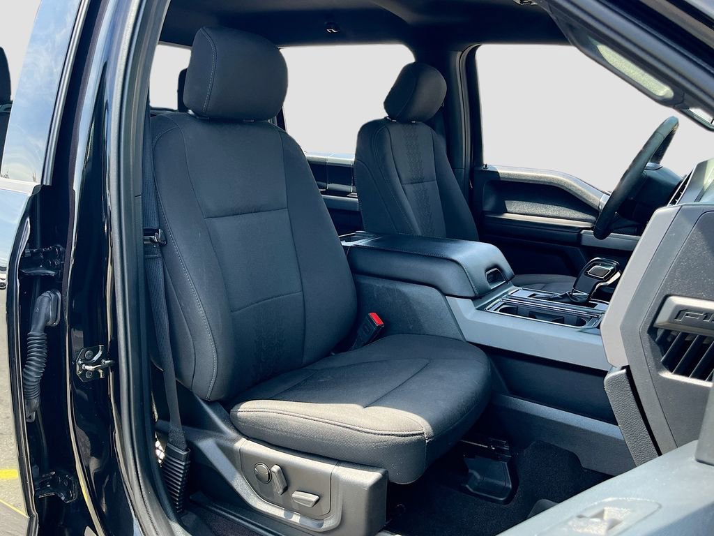 Used 2019 Ford F150 XLT w/ Equipment Group 302A Luxury AWD/4WD image 27
