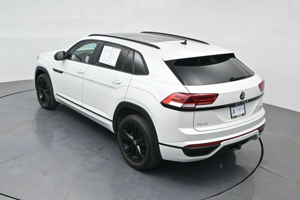 Used 2023 Volkswagen Atlas Cross Sport SEL R-Line AWD/4WD image 48