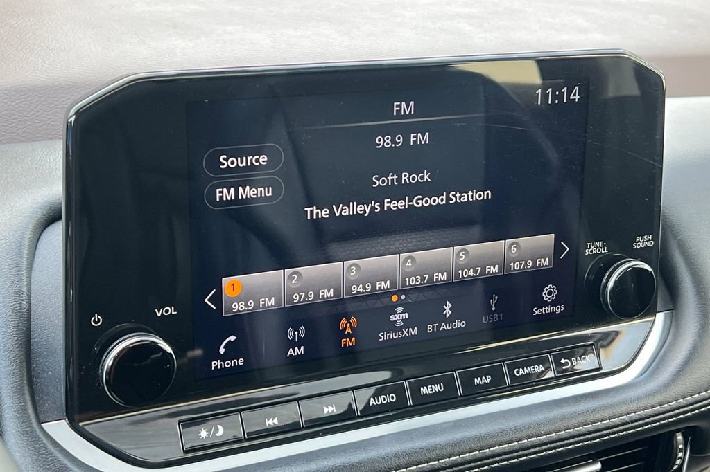 Used 2023 Nissan Rogue SL w/ SL Premium Package image 23