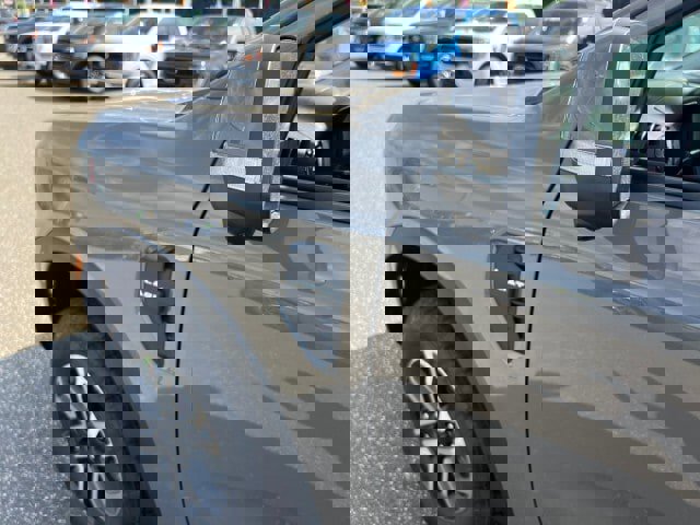 New 2025 Ford Ranger Lariat w/ FX4 Off-Road Package image 56