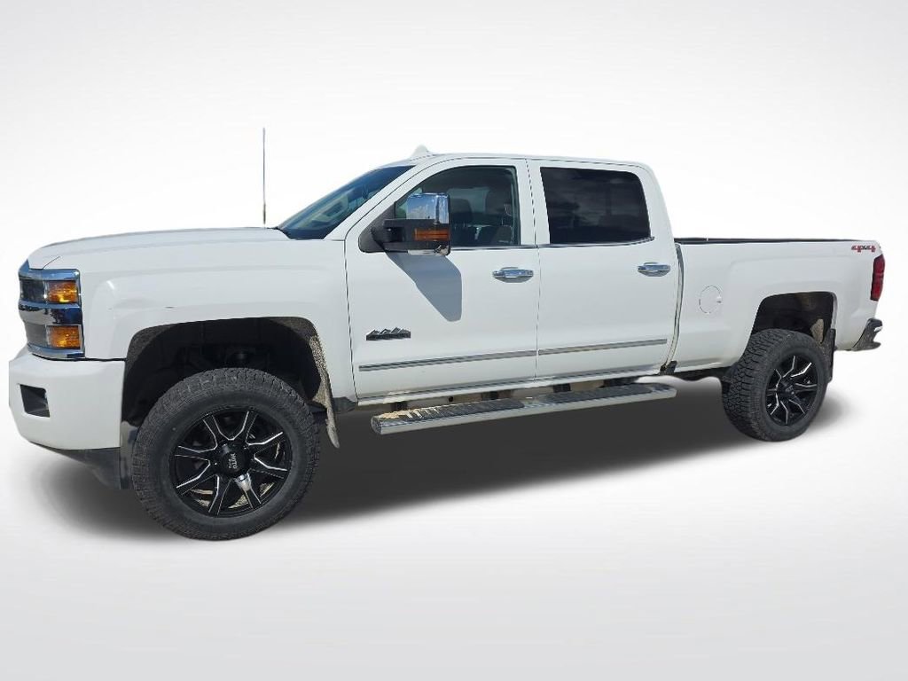 Used 2016 Chevrolet Silverado 2500 High Country w/ High Country Premium Package AWD/4WD image 3
