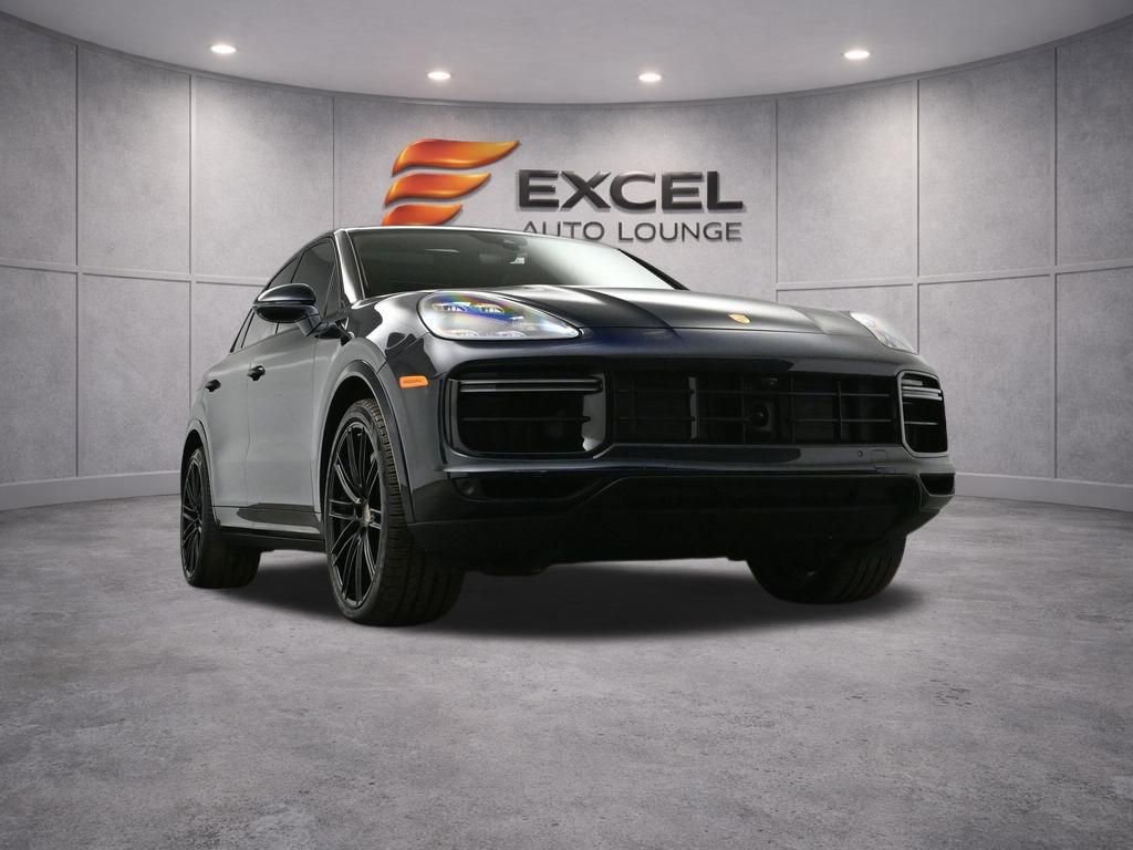 Used 2021 Porsche Cayenne Turbo w/ Premium Package Plus image 58