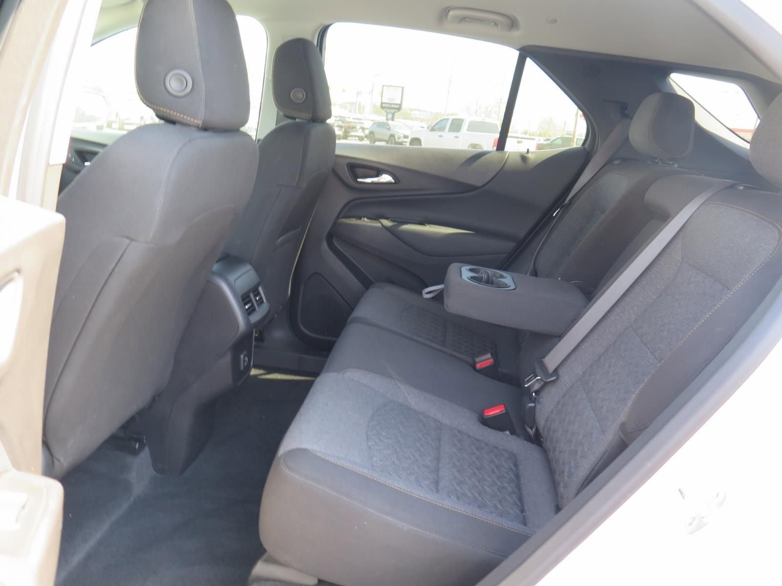 Used 2024 Chevrolet Equinox LT FWD image 16