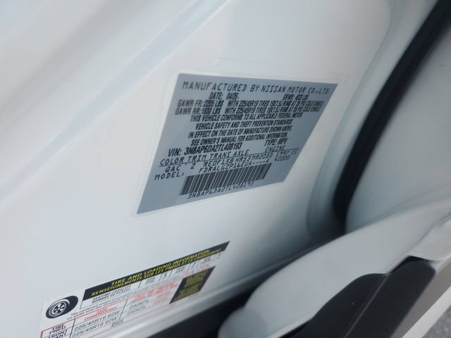 New 2026 Nissan Kicks SR FWD image 18