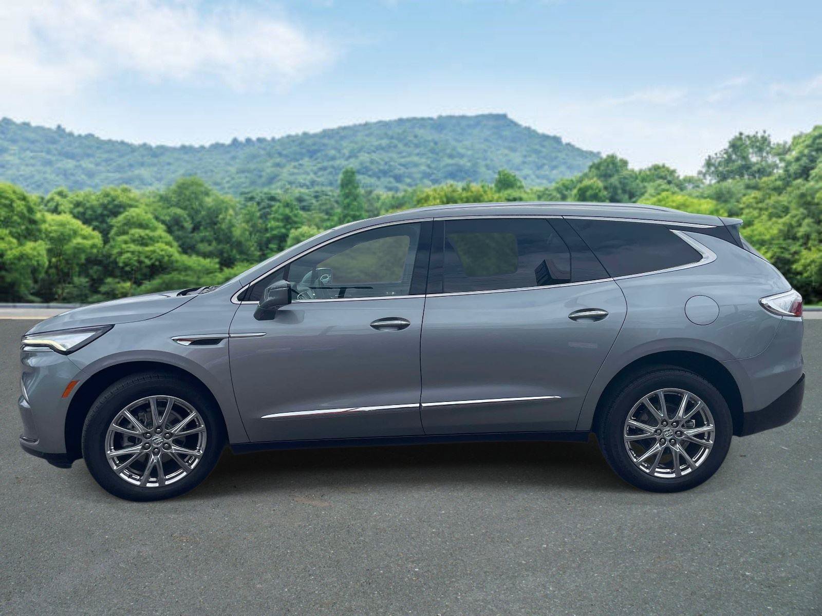 Used 2023 Buick Enclave Premium w/ Experience Buick Package FWD image 22