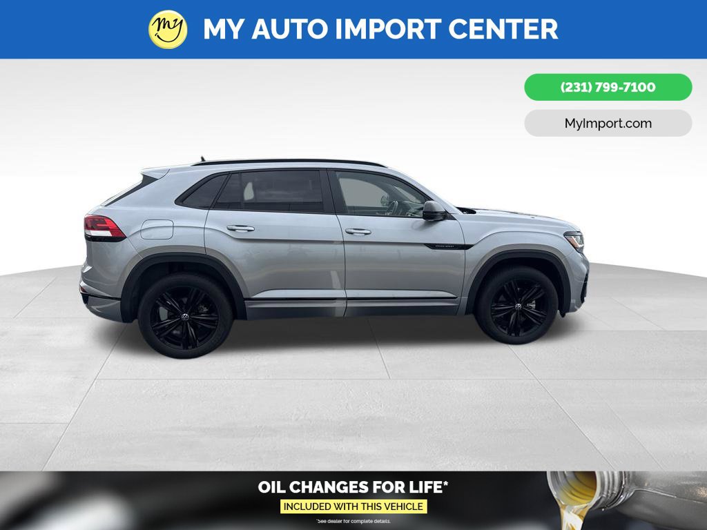 Used 2023 Volkswagen Atlas Cross Sport SEL R-Line AWD/4WD image 8