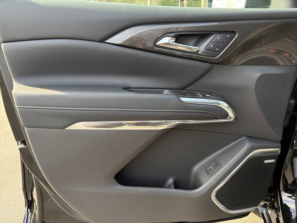 New 2026 Chevrolet Traverse High Country image 13