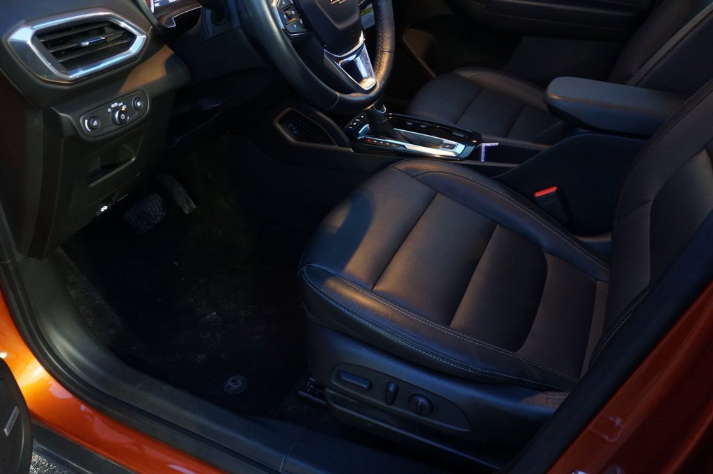 Certified 2023 Chevrolet TrailBlazer ACTIV w/ Sun and Liftgate Package image 25