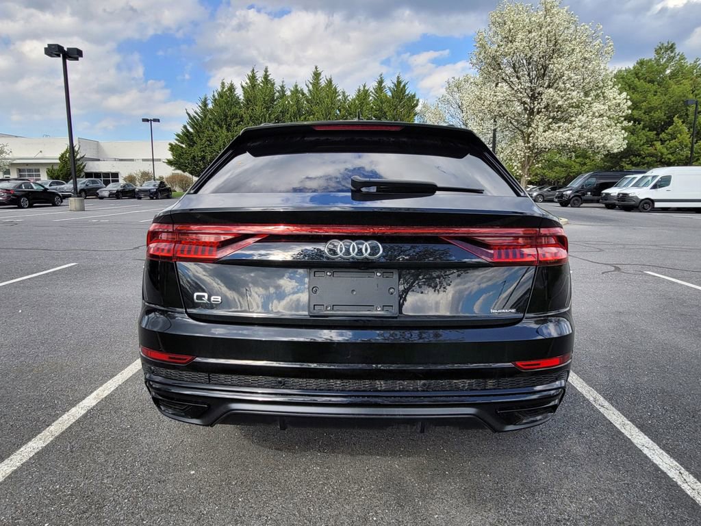Used 2023 Audi Q8 Prestige w/ Prestige Package AWD/4WD image 9