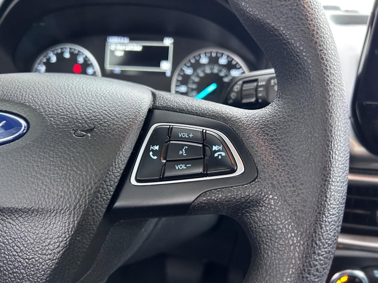 Used 2021 Ford EcoSport SE image 14