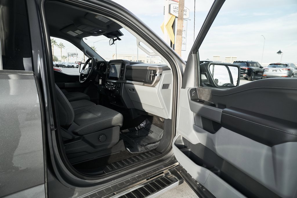 Used 2025 Ford F150 XLT w/ Equipment Group 301A Standard image 15