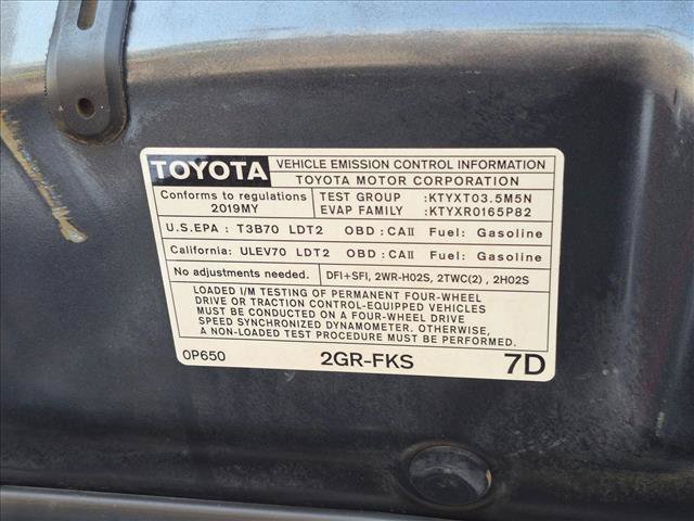 Used 2019 Toyota Tacoma TRD Off-Road AWD/4WD image 23