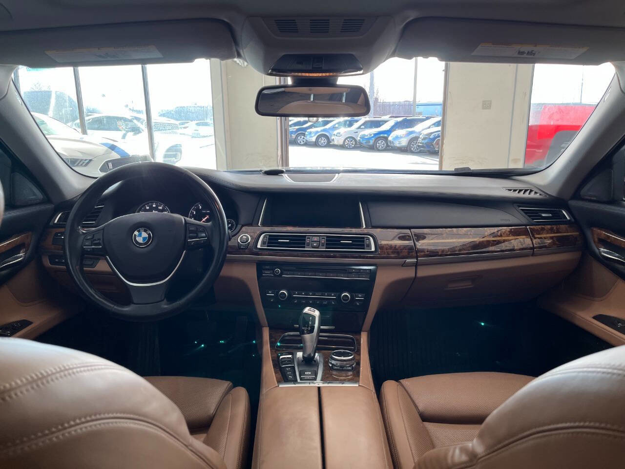 Used 2014 BMW 740Li image 23