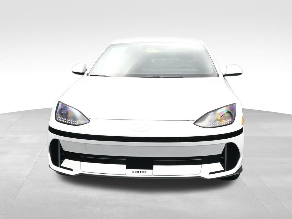 Used 2024 Hyundai Ioniq 6 SE RWD image 8