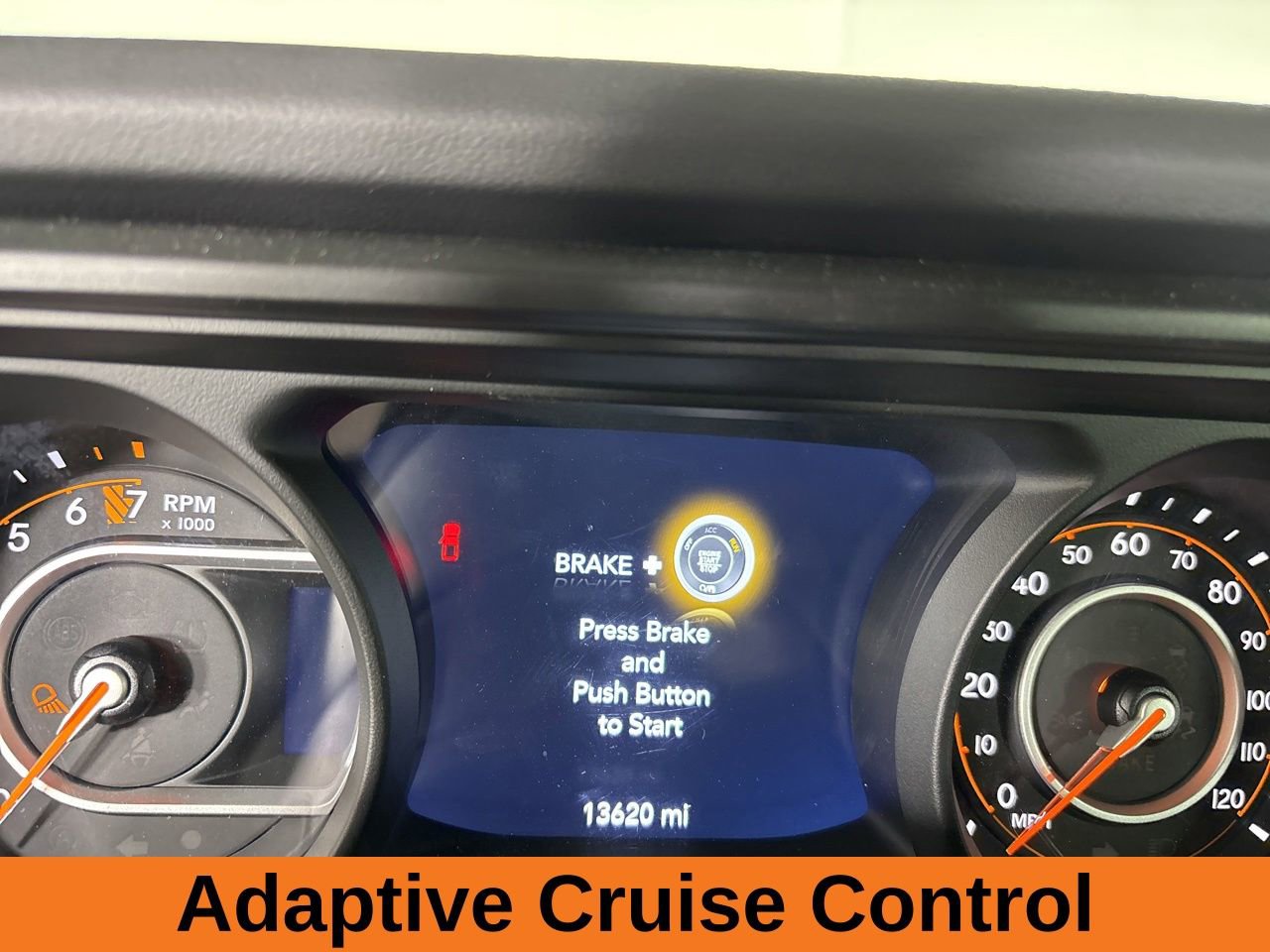 Used 2025 Jeep Gladiator Mojave AWD/4WD image 12