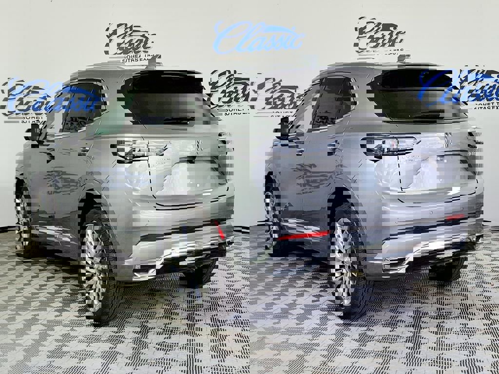 New 2026 Buick Envision Avenir image 3