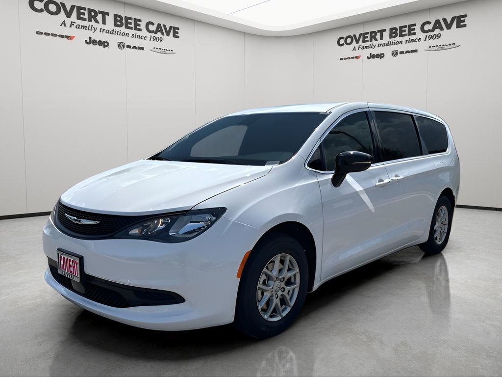 New 2026 Chrysler Voyager LX image 3