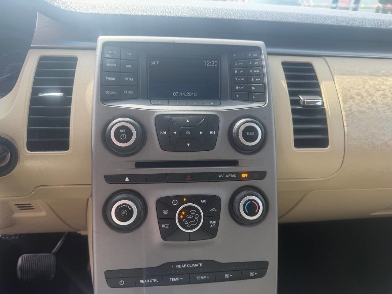 Used 2017 Ford Flex SE image 11