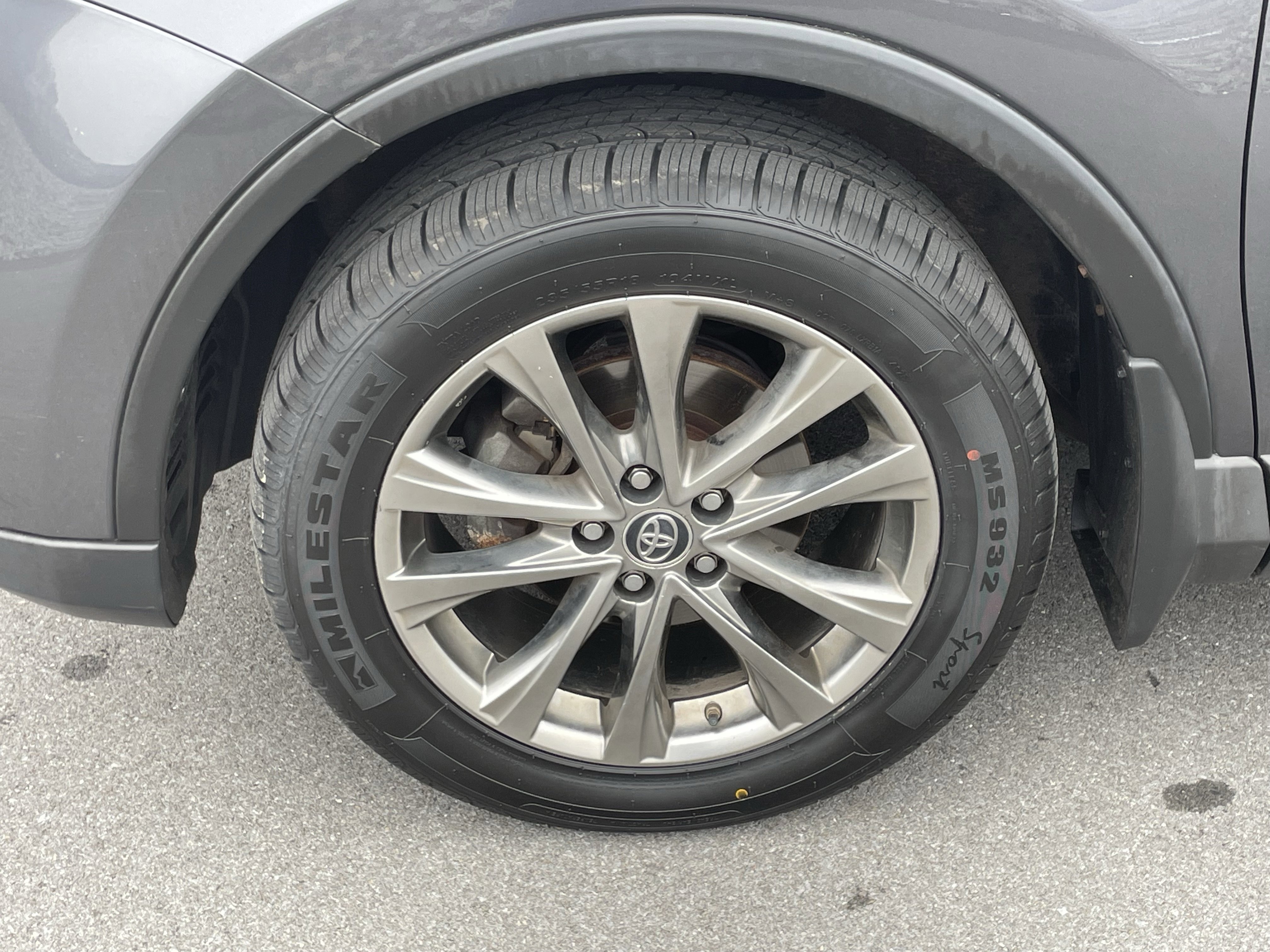 Used 2017 Toyota RAV4 Limited w/ Advanced Technology Package image 11