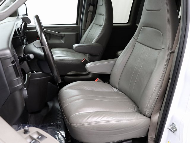 Used 2023 Chevrolet Express 3500 LS image 9
