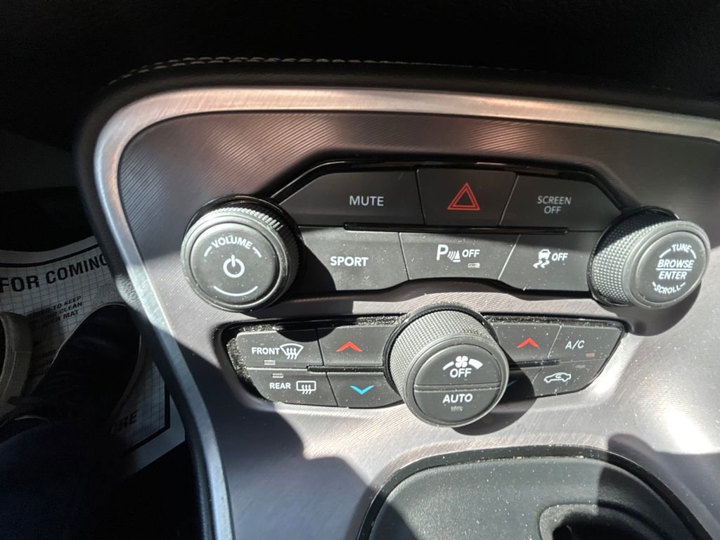 Used 2022 Dodge Challenger R/T RWD image 23
